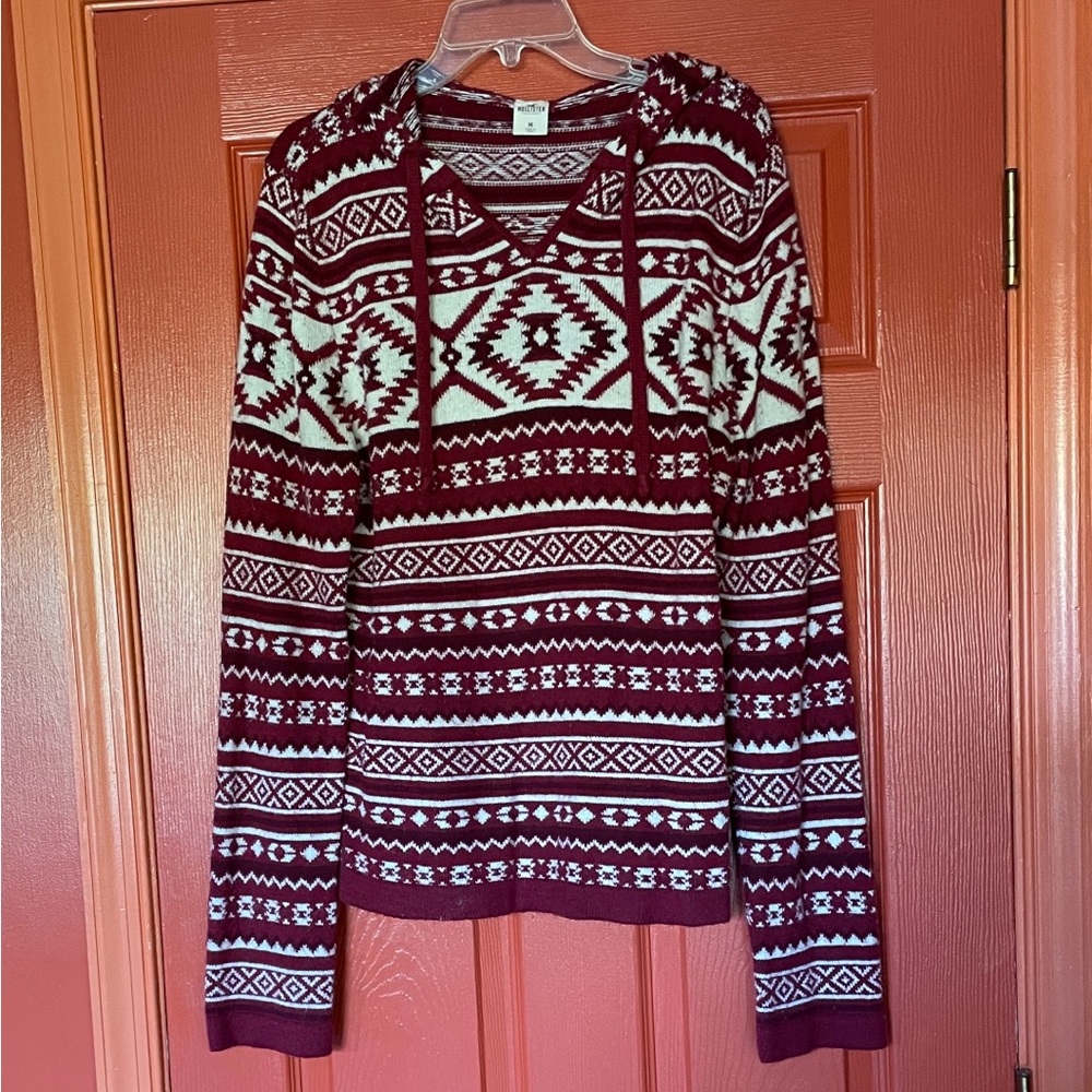 Hollister Burgundy and Cream Knit Hooded Sweater - Unisex